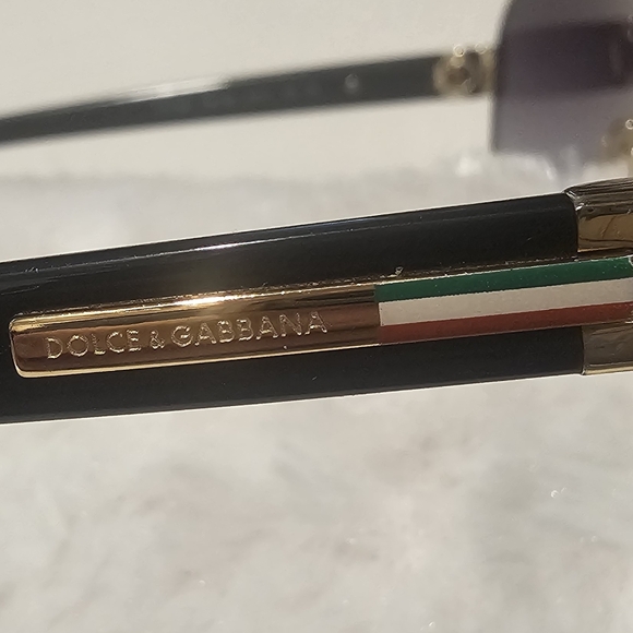 Dolce & Gabbana DG 2099 Aviator Sunglasses With Case - Picture 8 of 9